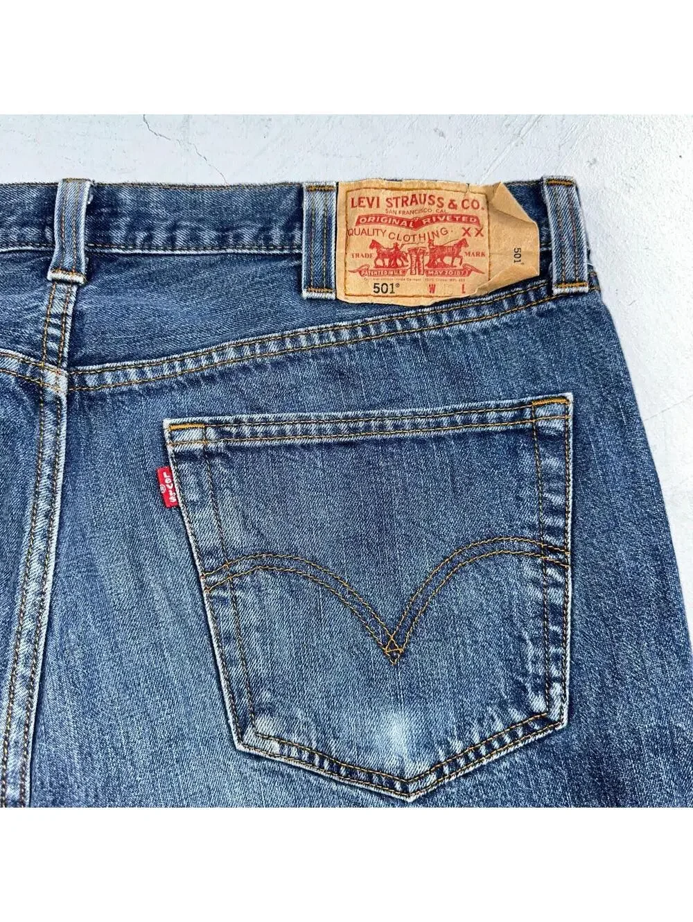 Levis 501 Vintage Y2K XX Straight Leg Jeans Blue Med Wash 40x32 Act 40x31